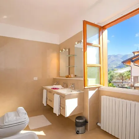 Lakecomo - Ritrovo